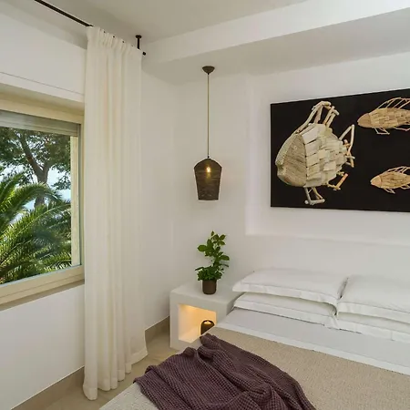 فندق Baia Delle Zagare 4*